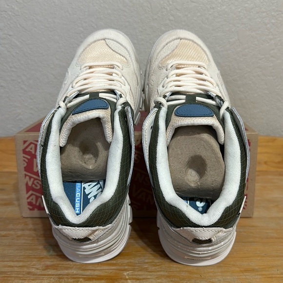 Vans Amazon Trailhead Sneakers Trk Buttercream men’s size 7.5 or women’s size 9 - Picture 7 of 11